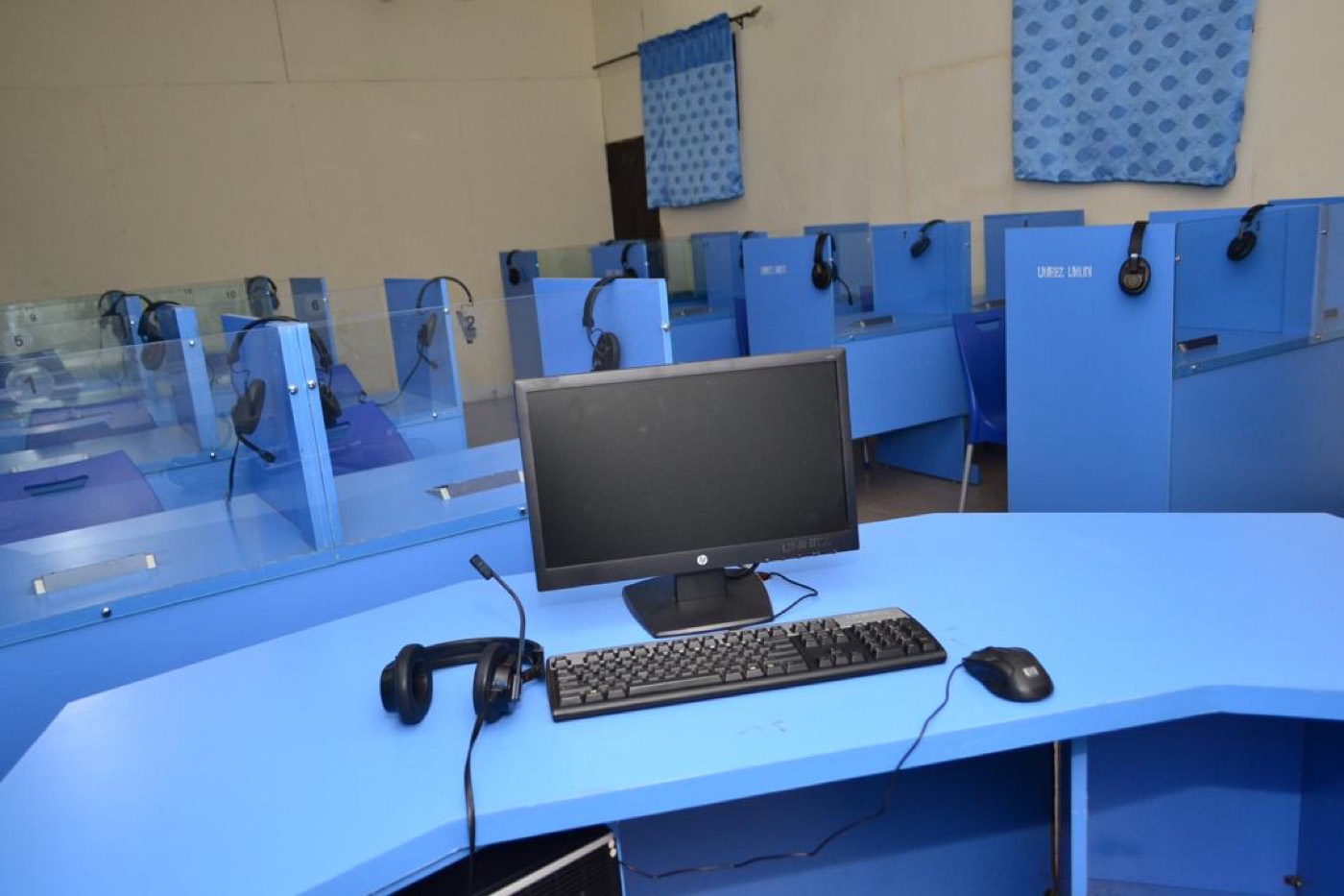 Language laboratory
